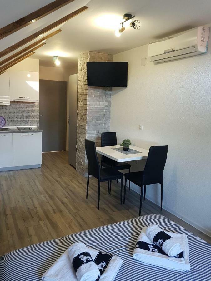 Studio Apartmani Patricia Smoljanac Dış mekan fotoğraf